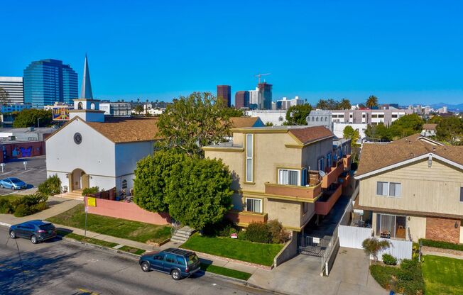 Centinela Luxury Investments Group LLC