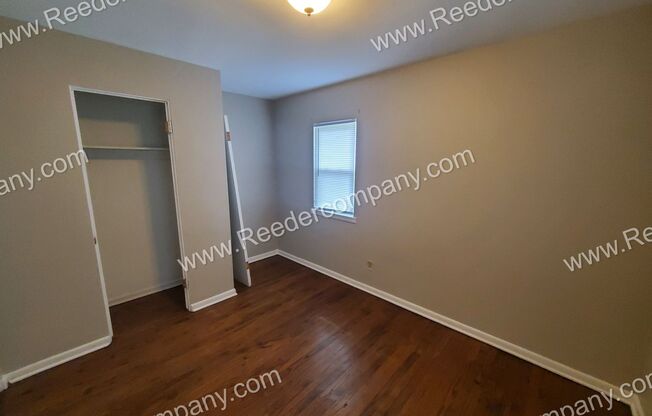 2 beds, 1 bath, $1,250