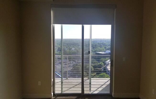 1 bed, 1 bath, 828 sqft, $3,270, Unit 1919