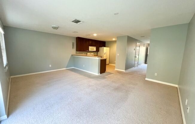 2 beds, 2.5 baths, $1,879