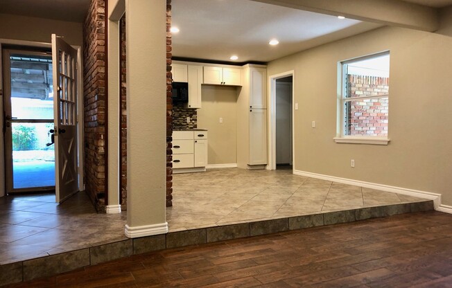 3 Bedroom / 2 Bath / 2 Car Garage and Carport!