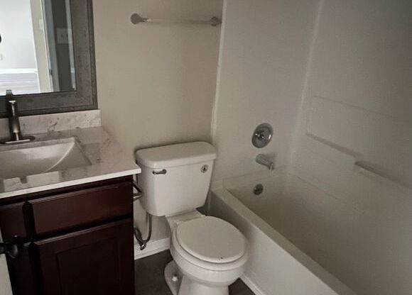$1295/mo. Garner Single Level, 2 BR, 2 FULL Bath Corner Townhome!