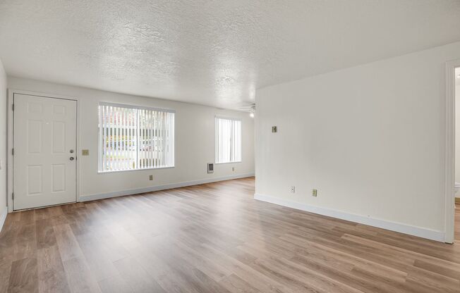 #116 CARLTON SQUARE APARTMENTS