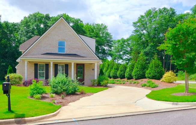 Gorgeous 4 Bedroom Home!