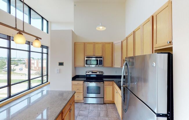 2 beds, 2 baths, 1,071 sqft, $2,440, Unit 5314-301