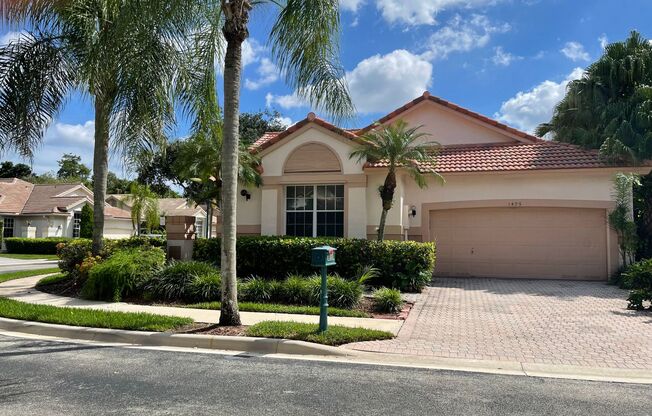 Amazing 4 Bedroom Home in Grand Palms!