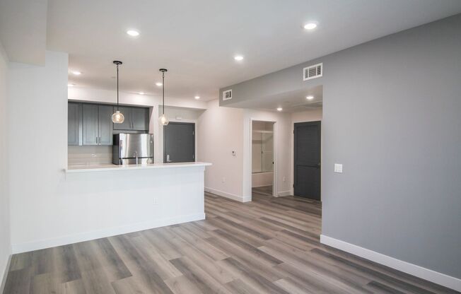 1 bed, 1 bath, 850 sqft, $2,397.08, Unit 203