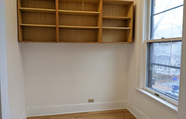 51 DANA ST