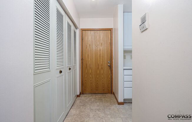 1 bed, 1 bath, 624 sqft, $1,025, Unit 212
