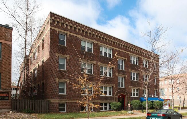 3500 Dupont Avenue S