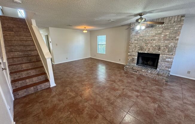 **$1449/MONTH-18 month lease**$1525/MONTH-12 month lease** Single Family Home in Medical Center