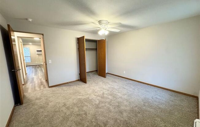 2 beds, 1 bath, 875 sqft, $1,675, Unit 85B