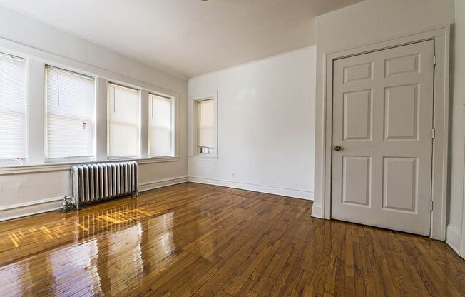 6356 S Francisco
