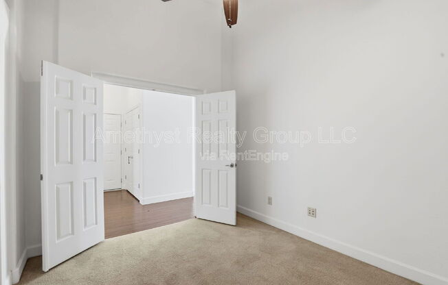 2 beds, 2 baths, 1,300 sqft, $2,600, Unit 1028