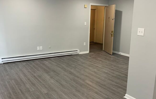 Oakwood Manor Apartments