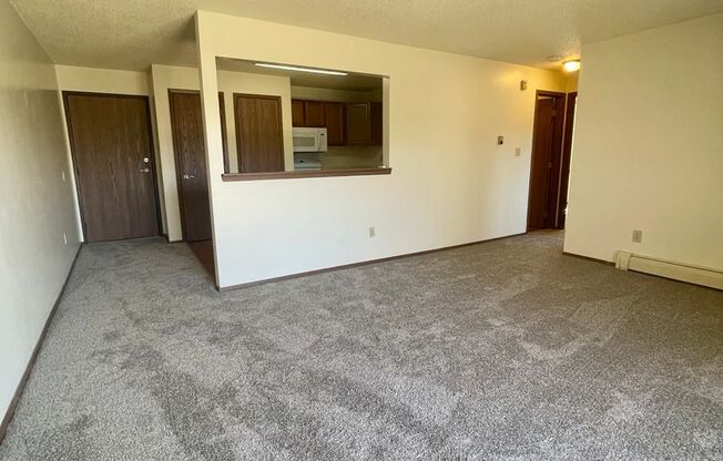 2 beds, 1 bath, 780 sqft, $1,106, Unit VC-331