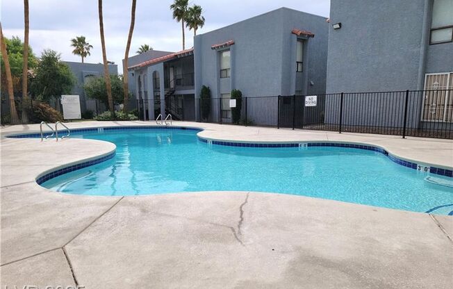 Stylish Ground-Floor Condo Just Minutes from the Strip – Gated Comfort & Prime Location!