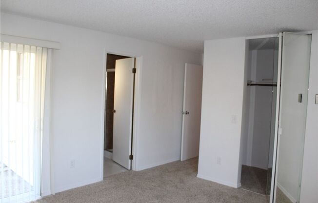 2 beds, 2 baths, $2,395, Unit # 3