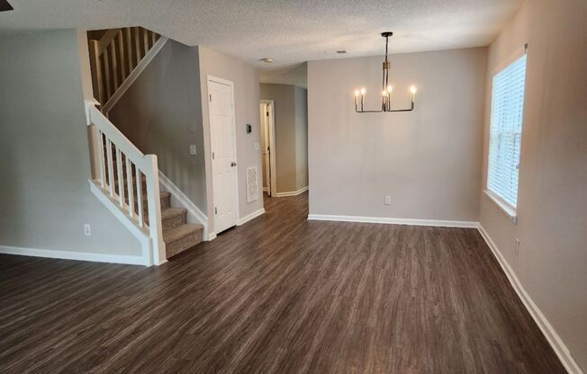 3 Bedroom 2.5 Bathroom Townhouse in Rossmore Community