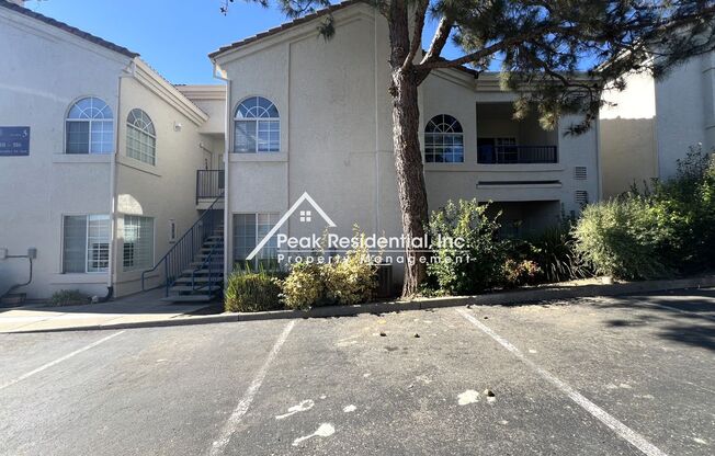 Wonderful 2bd/2ba Rocklin Condo With One Car Garage!