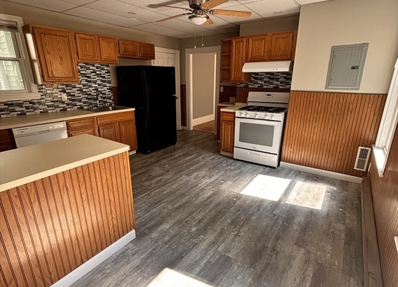 10 Stickney Ave 2