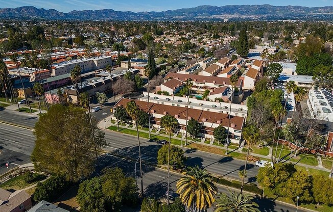 2 beds, 2.5 baths, 1,368 sqft, $2,980, Unit 506