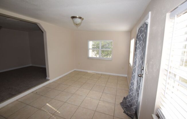 3 beds, 1 bath, $1,500