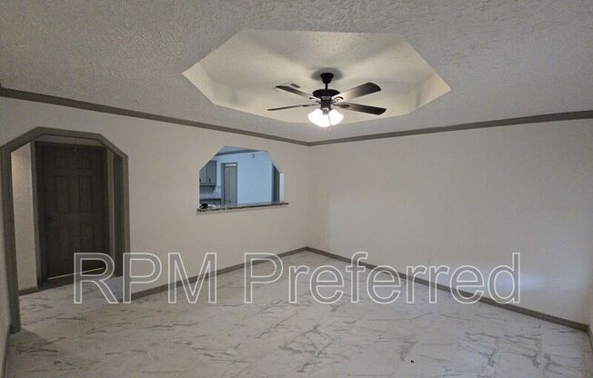 9010 LINDA VIS RD