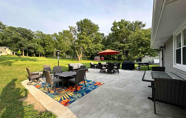 7690 WOODED HLS DR