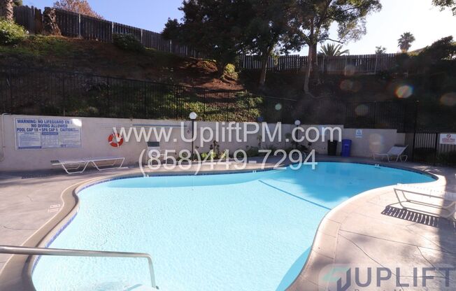 Charming 1 Bed / 1 Bath Condo in Gated Community in a Prime Central Location