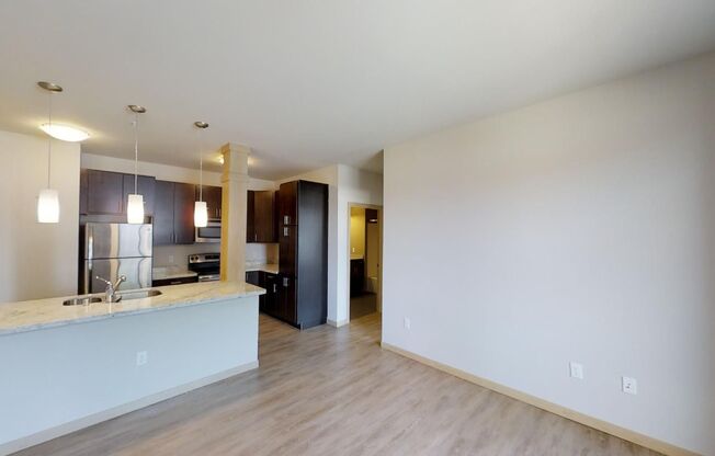 2 beds, 2 baths, 936 sqft, $2,540, Unit 902-411