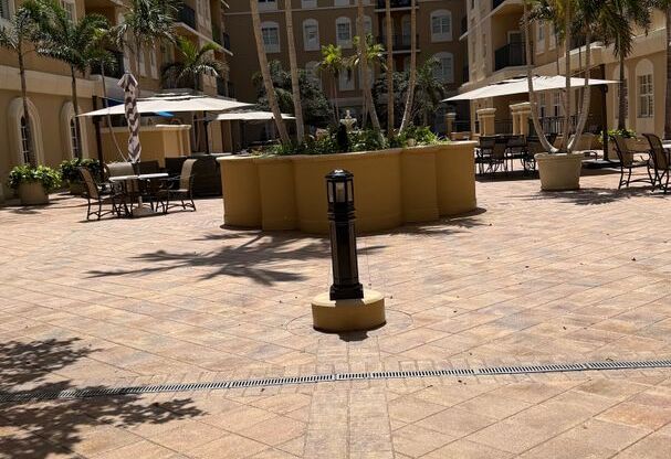 2 beds, 2 baths, $2,750, Unit # 1635