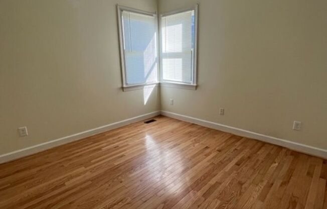 4 beds, 2 baths, $3,000