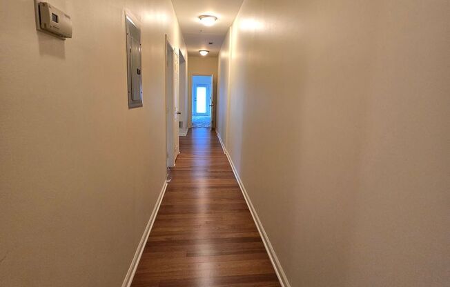 Spacious 3BR/2BTH w/ HW Floors, A/C, W/D, D/W, Deck