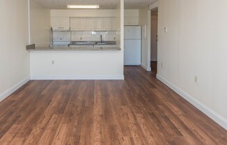 2 beds, 1.5 baths, 930 sqft, $1,955, Unit 603