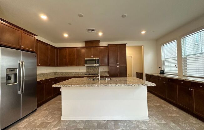 4 Bedrooms home for leasing in Chino