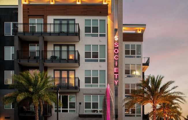 Society Westshore Luxury Apartments in Tampa, FL