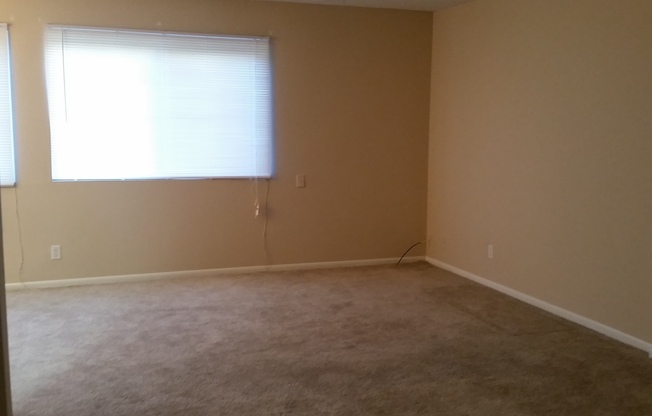 2 beds, 2 baths, 1,075 sqft, $1,295, Unit 112