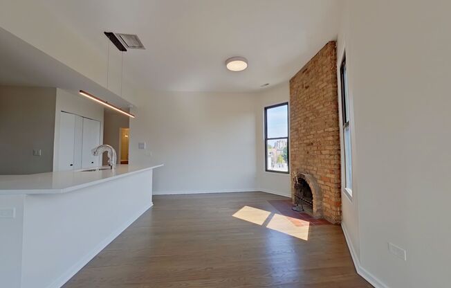 2612 Halsted