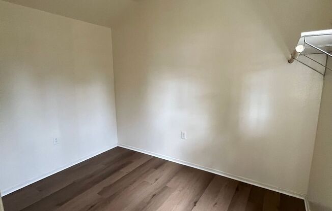 2 beds, 1 bath, 600 sqft, $650, Unit A