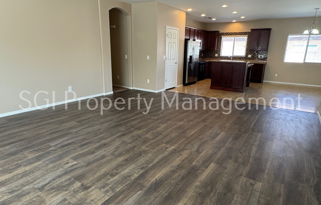 3416 W LN MIRADA DR