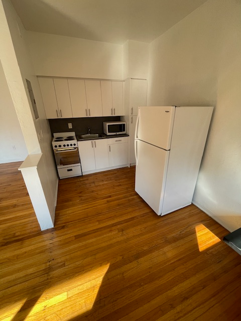 1011 9 ST