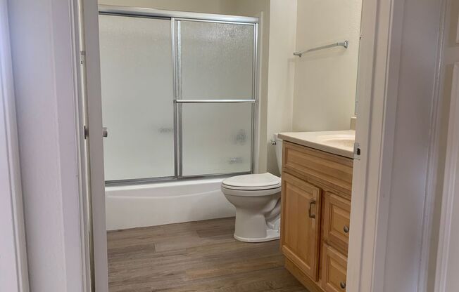 1 bed, 1 bath, 750 sqft, $2,100, Unit 102