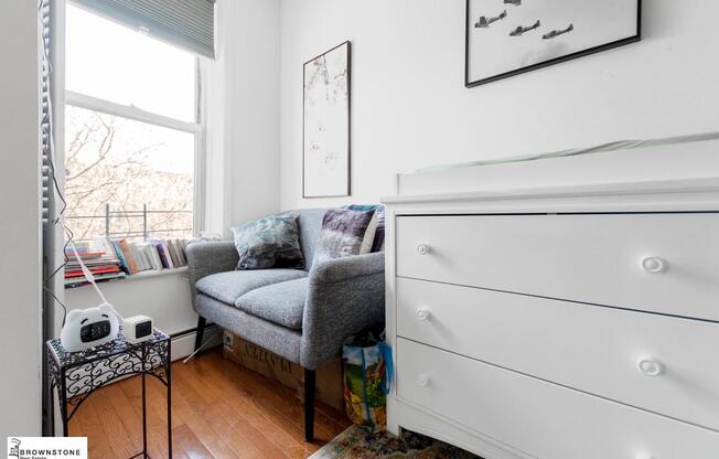 225 ST 2