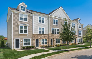 280 AUTUMN RDG CIR