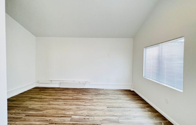 Studio, 1 bath, $2,200