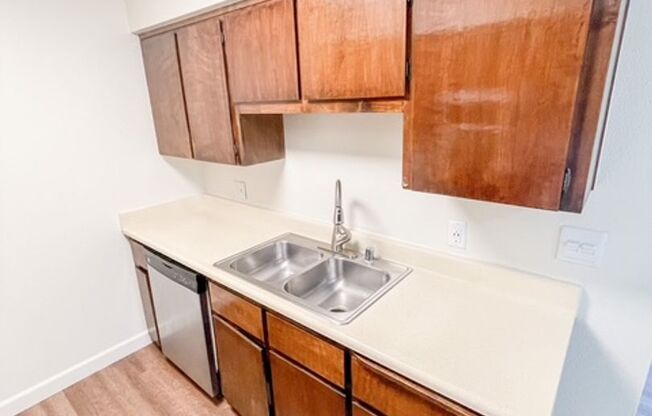 1 bed, 1 bath, 665 sqft, $1,410, Unit 1814-205