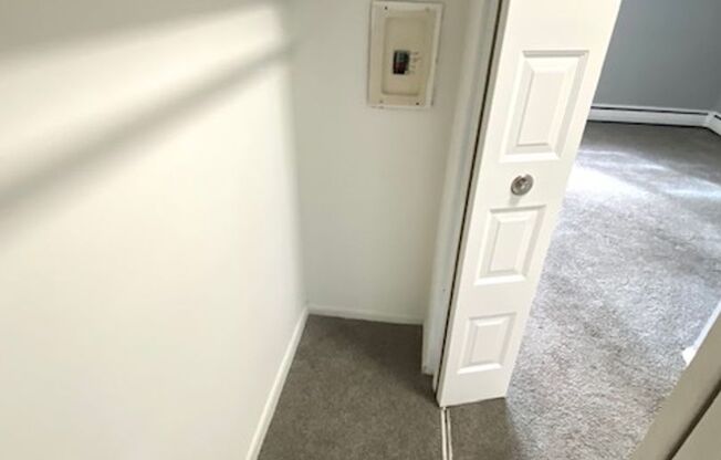 Studio, 1 bath, 325 sqft, $995, Unit C305