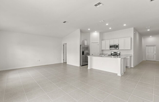 3 beds, 2 baths, 1,555 sqft, $2,350