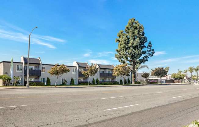 Sturbridge Village Apartments